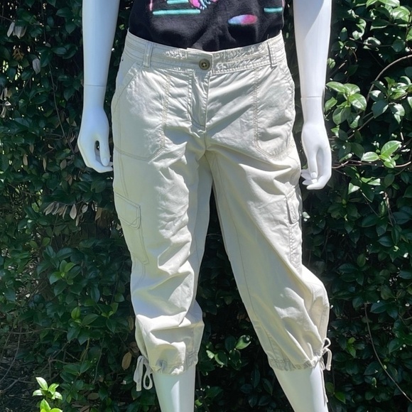 Tommy Hilfiger Capri Multi Pocket Tie Ankle Cargo Pants - Picture 1 of 13